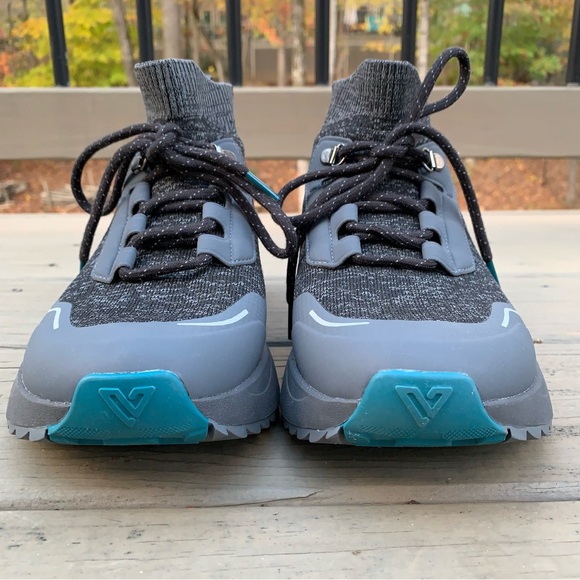 NWOB Vessi Cloudburst High Top Waterproof Shoes in Peak Black size 9 - Picture 4 of 16